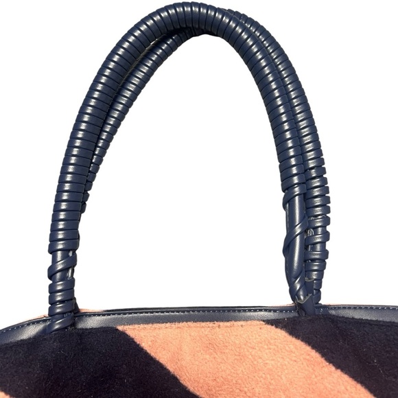 Anthropologie Striped Fuzzy Tote Bag Pouch Combo Pink & Navy Carry On Weekender - Picture 5 of 10